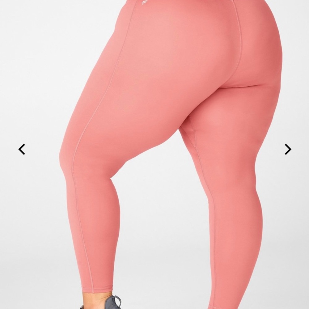 Fabletics Trinity High-Waisted Pocket Legging NWOT